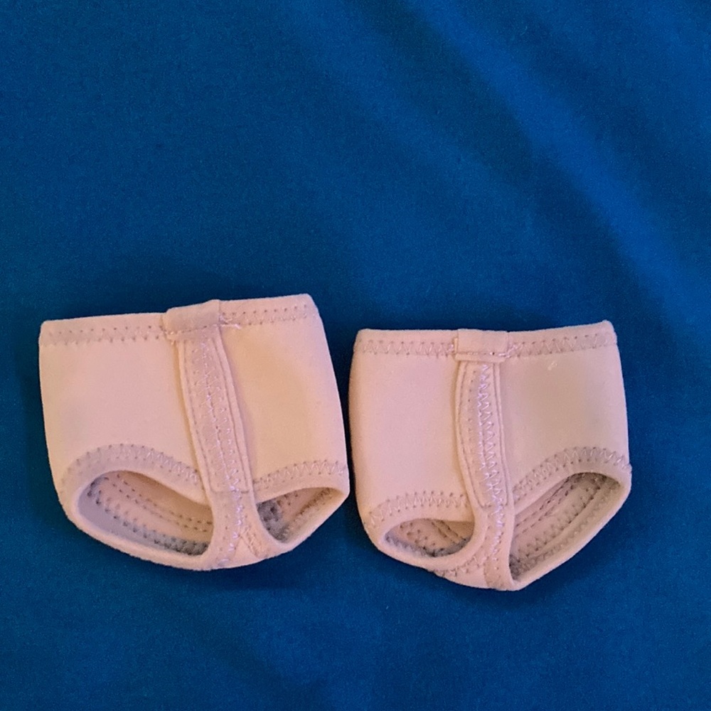 Dance foot wear